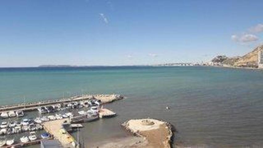 ¡¡¡UBICACIÓN ÚNICA EN LA PLAYA ALBUFERETA EN ALICANTE!!! photo 0