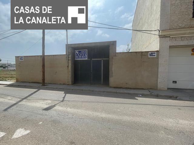 SOLAR EN VENTA EN CASINOS 238M2 PARA HACER TU CASA photo 0