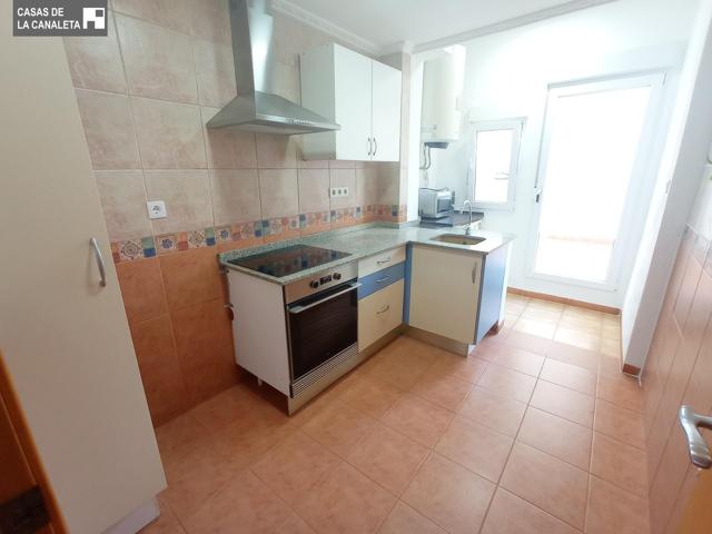 VIVIENDA REFORMADA CON TERRAZA, LISTA PARA ENTRAR A VIVIR! photo 0