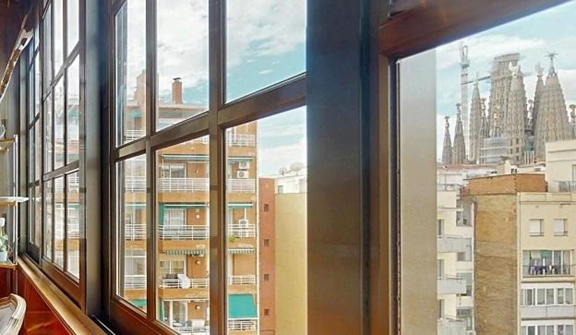 AL LADO AVINGUDA GAUDÍ - CON VISTAS A LA SAGRADA FAMILIA photo 0