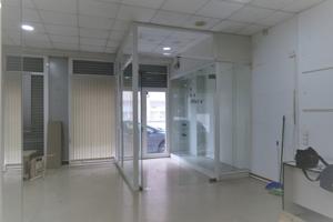 Local comercial en planta baja con excelente visibilidad y accesibilidad – Viladecans photo 0