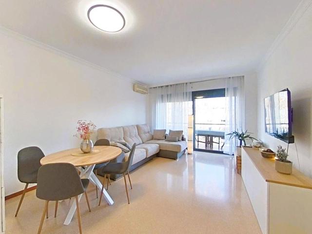 Gran piso con zona comunitaria, parking y trastero en venta photo 0
