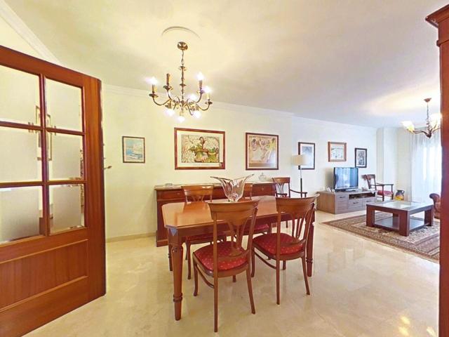 Amplio y Elegante Piso en el Corazón de Montcada i Reixac photo 0