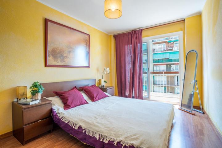 Luminoso Piso en Can Serra, Hospitalet de Llobregat photo 0