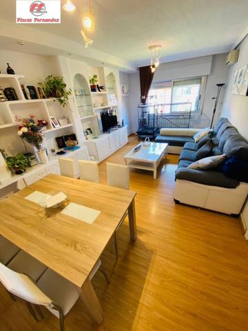 BONITO PISO EN ALQUILER 950€ photo 0