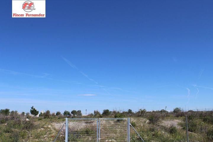 TERRENO INDUSTRIAL DE 5000M2 A LA VENTA photo 0