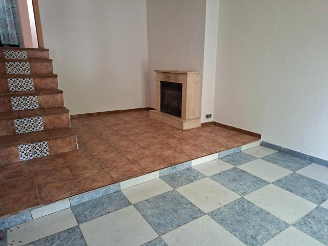 Chalet adosado en Velilla de San Antonio photo 0