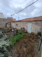 PARCELA URBANA CON EDIFICACION photo 0