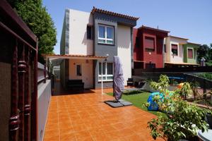 ¡Descubre este encantador pareado-dúplex en Tacoronte! photo 0