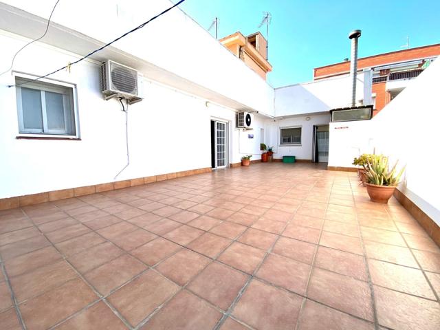 Casa unifamiliar en planta única con amplios espacios y gran terraza photo 0