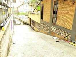 Venta de plaza de parking para dos coches con trastero photo 0