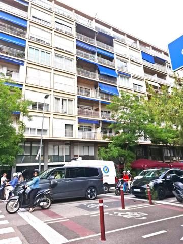 Oficina en alquiler de calle ganduxer a  630.-€, 30 m2 en perfecto estado. photo 0