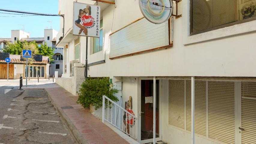 Local En Es Pujols, Calle Tramuntana 1A photo 0