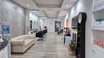 Oportunidad única: Local comercial en funcionamiento – Peluquería totalmente equipada photo 0