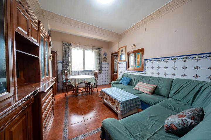 ¡Oportunidad! Piso luminoso de 3 habitaciones en Valencia, bien ubicado photo 0