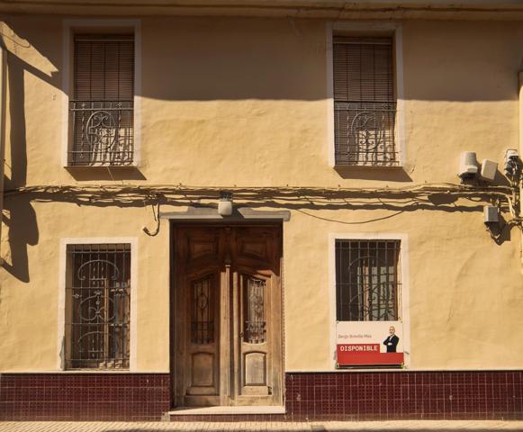 ¡Gran oportunidad! Casa en venta en Benifaió photo 0