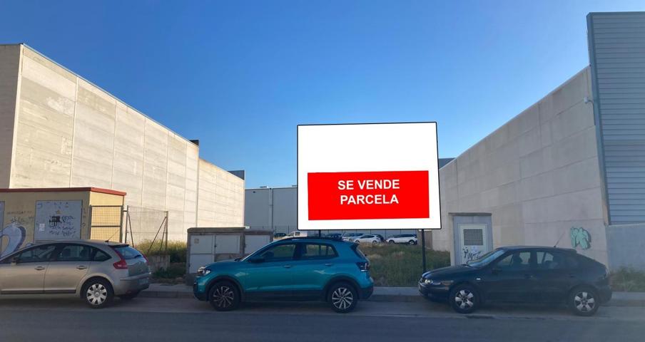 Oportunidad suelo terciario para explotación o inversión en Polígono Industrial de Almenara photo 0