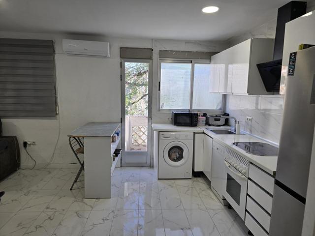 VENTA DE PISO EN LA MALVARROSA – A SOLO 8 MINUTOS DE LA PLAYA photo 0