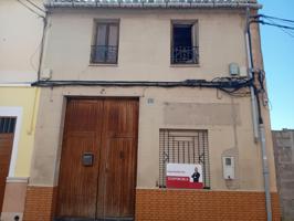 ¡Oportunidad única en Calle de la Ermita! photo 0