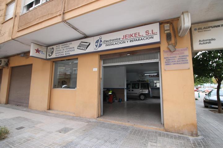 BUENA OPORTUNIDAD ! MAGNIFICO LOCAL ESQUINERO DE 167M2 A TRES CALLES photo 0