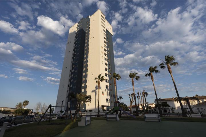 Alquiler de Apartamento en Urbanización Play Puig Edificio Palancia photo 0