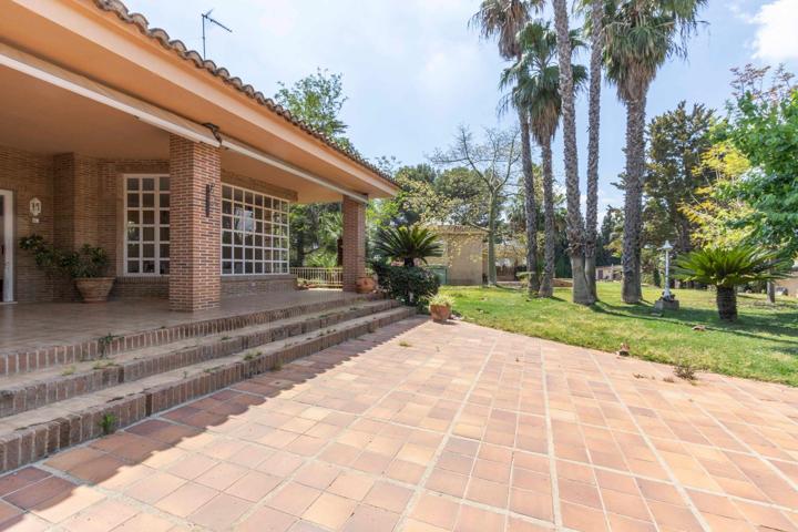 Magnífica casa en venta en La Cañada photo 0