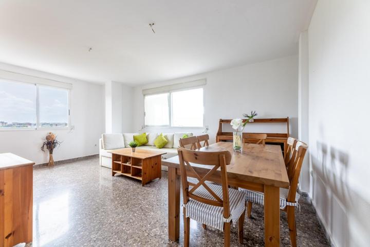 OPORTUNIDAD! VIVIENDA ESQUINERA C- MINGLANILLA 7 EXTERIOR CON GARAJE Y TRASTERO photo 0