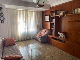 🌞 Tu nuevo hogar con luz, espacio y buena seguridad en la consolidada Avda. Burjassot  🌿 photo 0