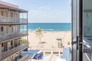 Vivienda con vistas al mar, muy cerca playa, a 30m, con garaje y trastero, amplia terraza, exterior photo 0