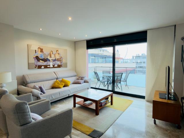 Espectacular dúplex reformado en Avinguda França – 166 m2 útiles, luz, espacio y una de las mejores zonas de Valencia photo 0