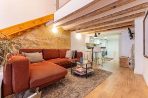 🏡 DÚPLEX CON ENCANTO REFORMADO EN EL CORAZÓN DEL RAVAL – ESTILO, HISTORIA Y PERSONALIDAD photo 0