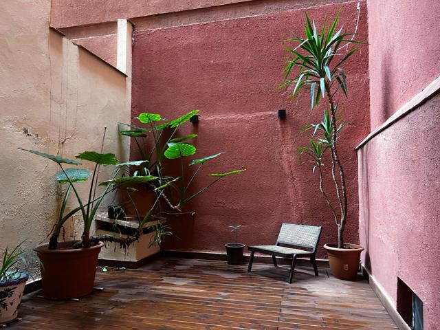 Dúplex reformado en El Born – Exclusividad y diseño en el corazón de Barcelona photo 0