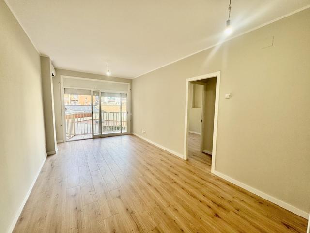 Piso reformado junto a la Sagrada Familia – 2 habitaciones, balcón y mucha luz natural photo 0