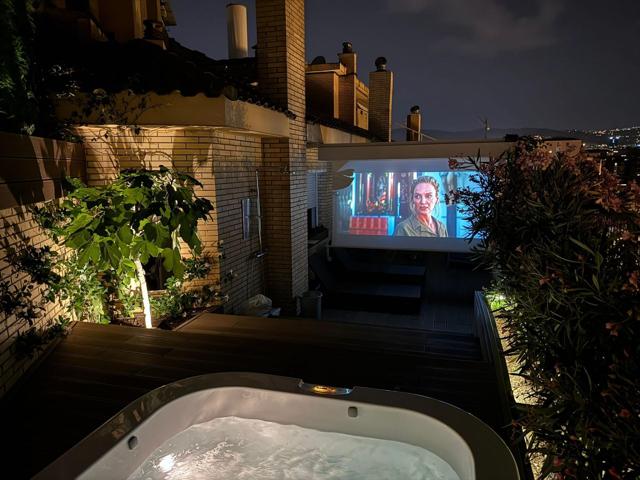 🌇 Ático de ensueño con terraza XXL, jacuzzi y vistas infinitas en Sants – Gran Vía 🧡 photo 0