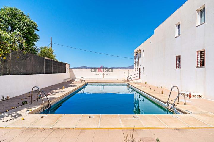 VENTA DE PISO CON GARAJE Y PISCINA COMUNITARIA EN BERJA photo 0