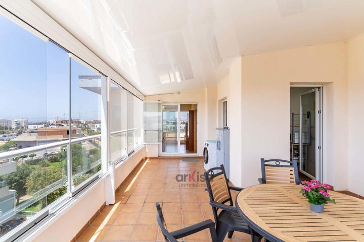 APARTAMENTO EN VENTA EN ALMERIMAR CON VISTAS AL MAR photo 0