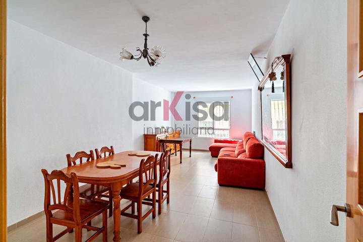 Piso en venta en El Ejido, zona centro photo 0