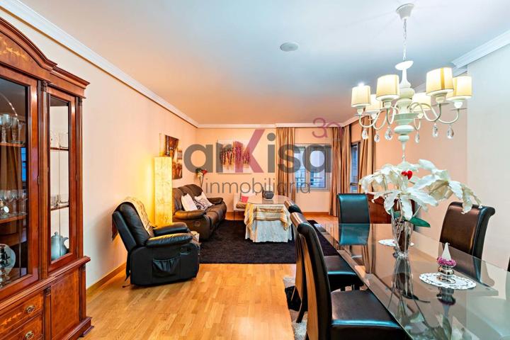 🏡 Espectacular piso de 170 m2 con excelentes calidades en el centro de El Ejido 🌆 photo 0