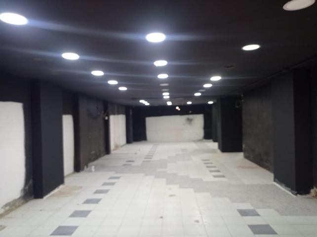 21 Inmobiliarias vende o alquila este estupendo local comercial en plena avenida principal photo 0