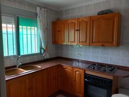 21 Inmobiliarias vende chalet en la urbanización santiago apóstol photo 0