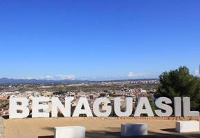 Venta casa de pueblo Benaguasil. Zona metro. photo 0