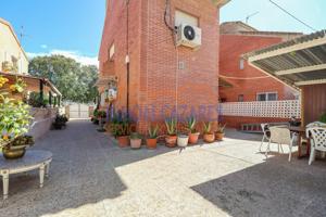 MAGNIFICO DUPLEX CON JARDIN, 3 HABITACIONES Y 2 BAÑOS. EN LOS NAREJOS, LOS ALCAZARES, MURCIA. photo 0