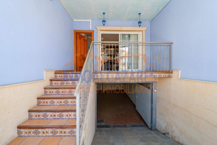 TRIPLEX DE 4 HABITACIONES, 3 BAÑOS Y SÓTANO. EN EL CENTRO DE LOS ALCAZARES, MURCIA photo 0