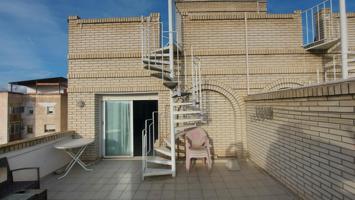 Estupendo ático con una gran terraza en el centro de El Vendrell photo 0