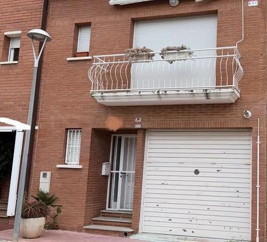 CASA ADOSADA EN CALAFELL photo 0