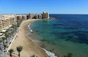 Precioso apartamento 2 dorm. en Torrevieja en 600m de la playa del Cura photo 0