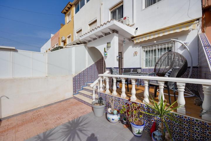 Dúplex En venta en San Luis, Torrevieja photo 0