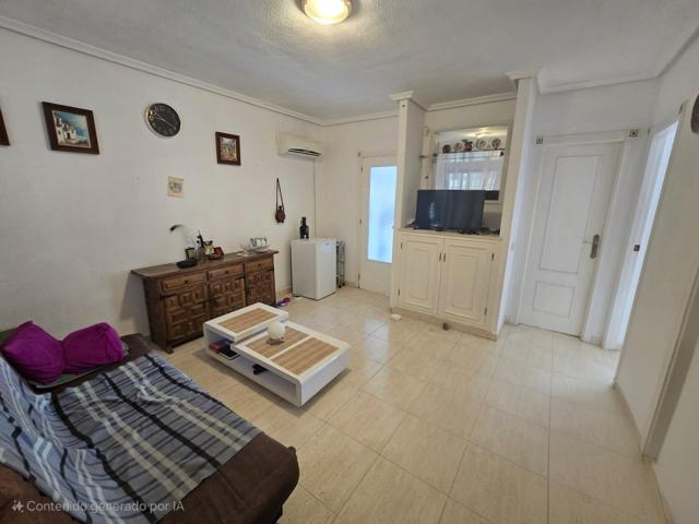 🏡 Bungalow en Planta Baja con Gran Jardín y Piscina en Torrevieja 🌴☀️ photo 0