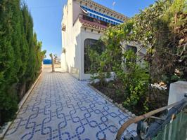 🏡 Bungalow en Planta Baja con Gran Jardín y Piscina en Torrevieja 🌴☀️ photo 0