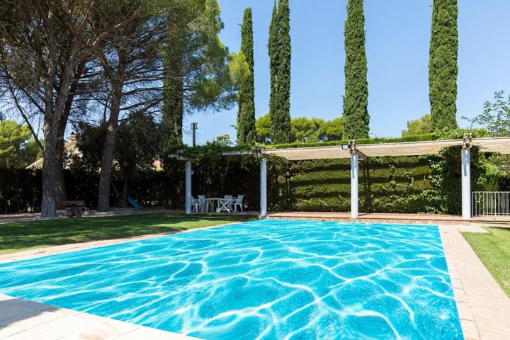 ZUERA (ZARAGOZA) - CHALET CON PISCINA PRIVADA EN URBANIZACION LAS LOMAS DE GALLEGO photo 0